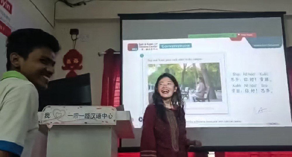 十堰銀鵬興電子科技有限公司與孟加拉國一帶一路漢語中心共同簽署合作建設國際漢語及職業(yè)技術培訓班協(xié)議